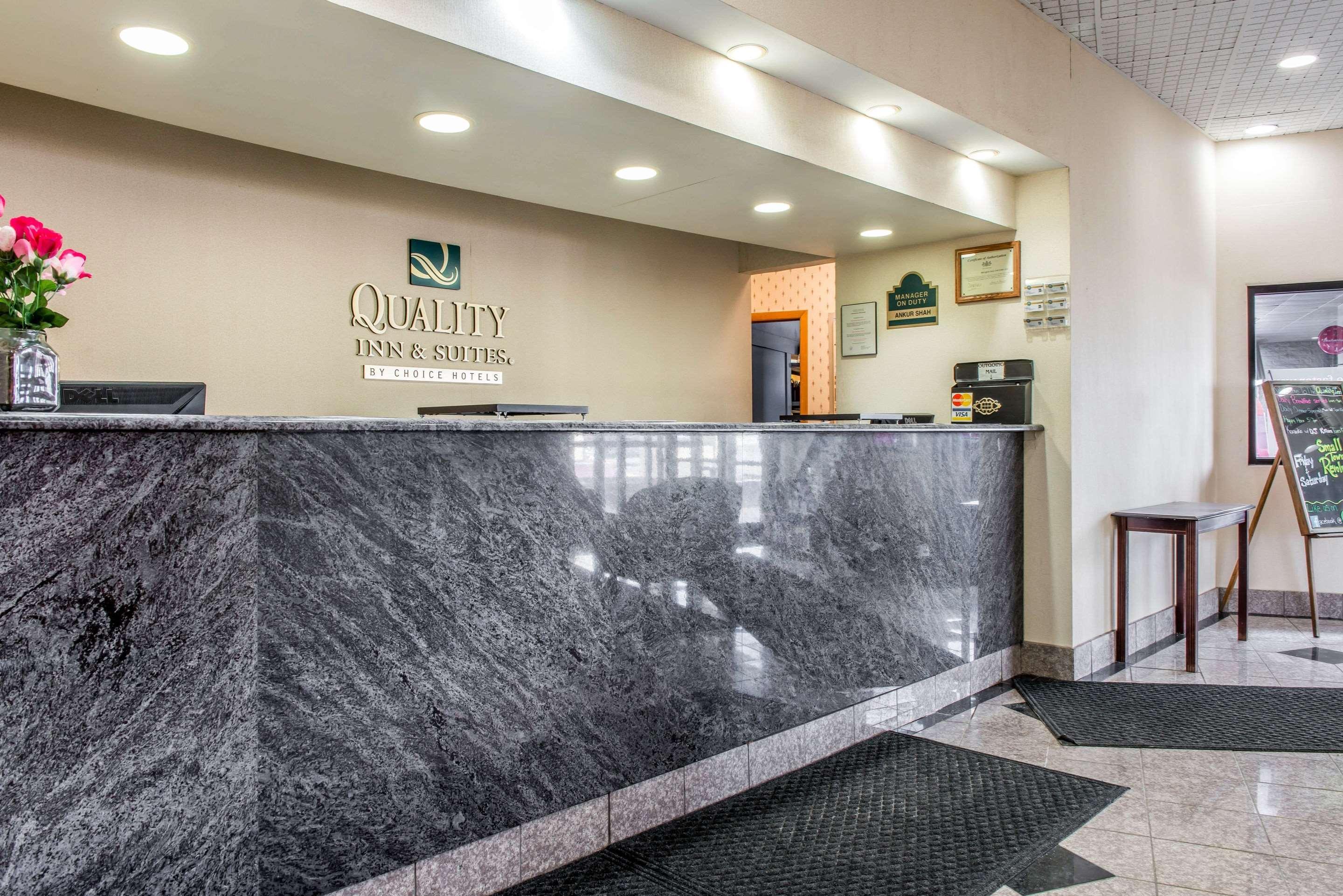 Quality Inn & Suites Fairview  Dış mekan fotoğraf